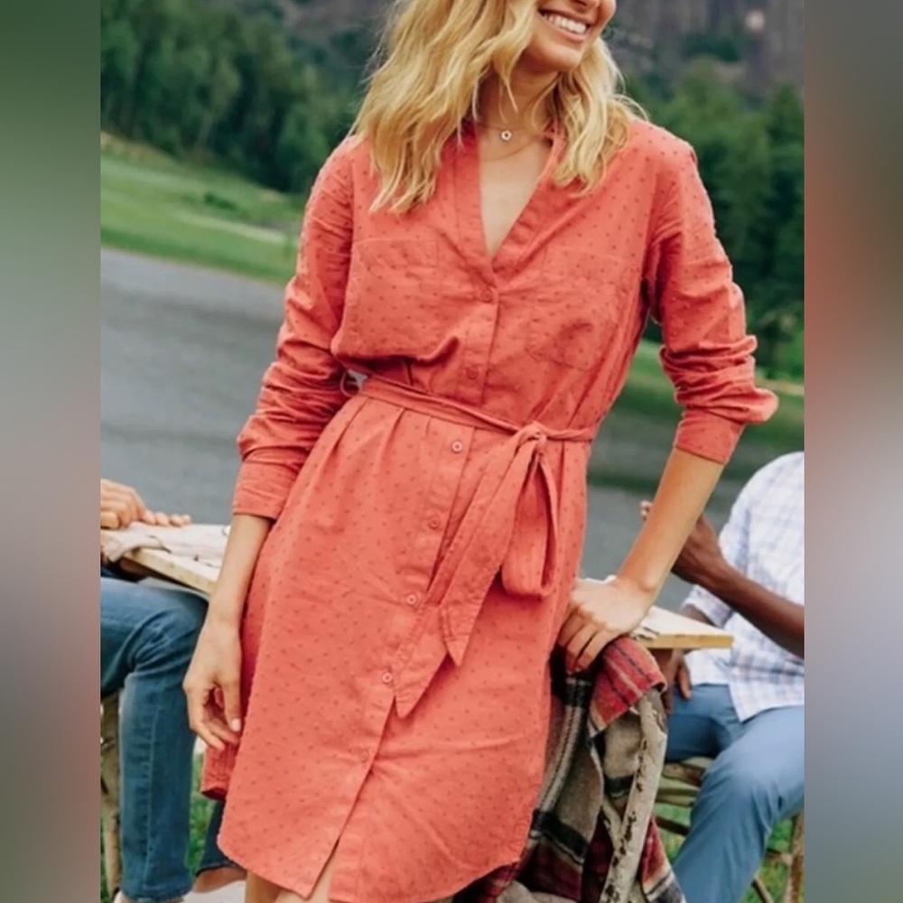 Women's Southern Tide "Kris" Swiss Dot Shirt Dress In Mineral Red. Size Small.